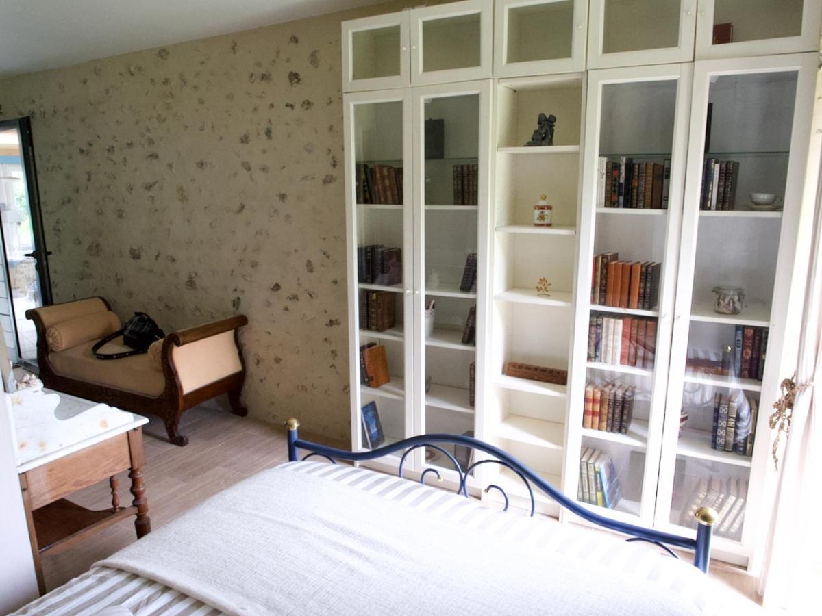 Tante Pim Apartment Neuilly-sur-Eure Bagian luar foto
