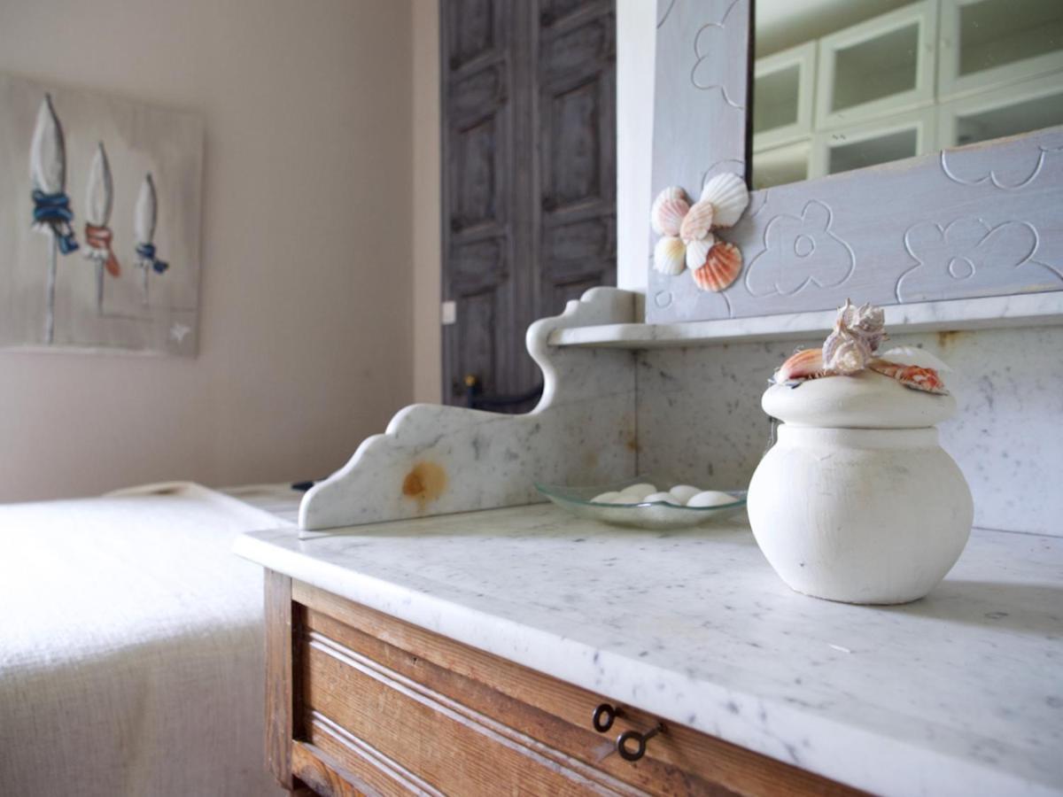 Tante Pim Apartment Neuilly-sur-Eure Bagian luar foto
