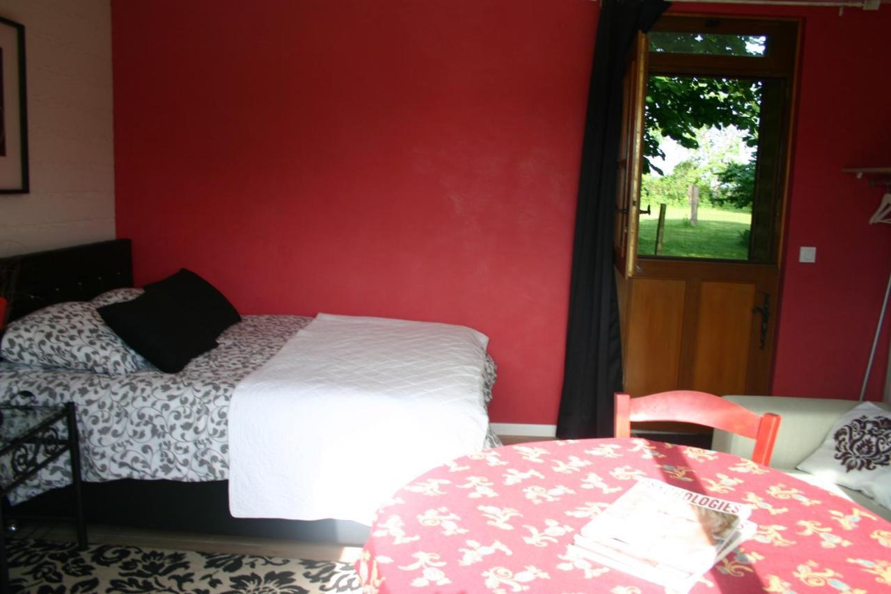 Tante Pim Apartment Neuilly-sur-Eure Bagian luar foto