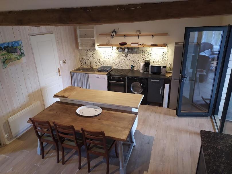 Tante Pim Apartment Neuilly-sur-Eure Bagian luar foto