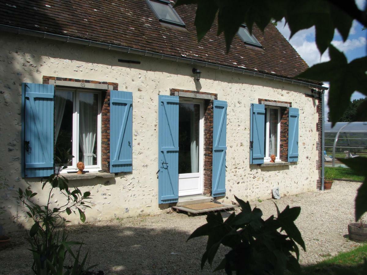 Tante Pim Apartment Neuilly-sur-Eure Bagian luar foto