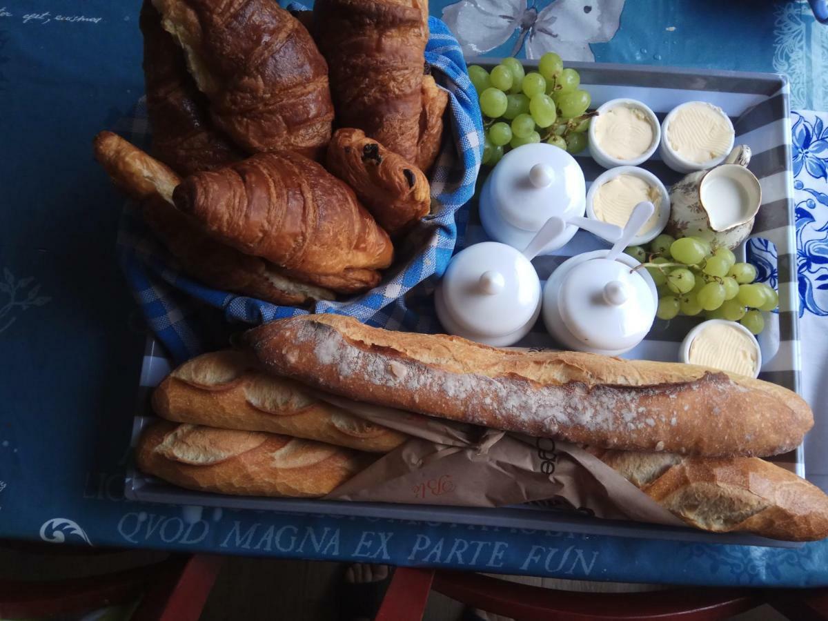 Tante Pim Apartment Neuilly-sur-Eure Bagian luar foto